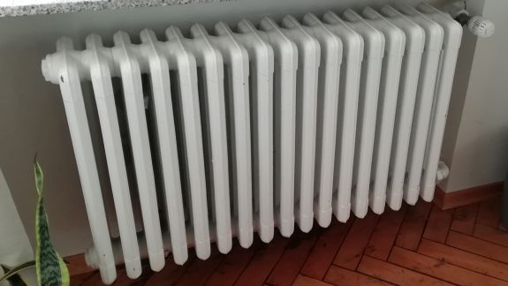 Foto: Gemeinde Weiskirchen Heizkörper an Wand